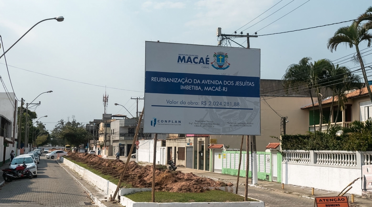 Início das osbras de reforma do canal da avenida dos Jesuítas, em Imbetiba. Macaé/RJ. Data: 19/08/2019. Foto: Rui Porto Filho