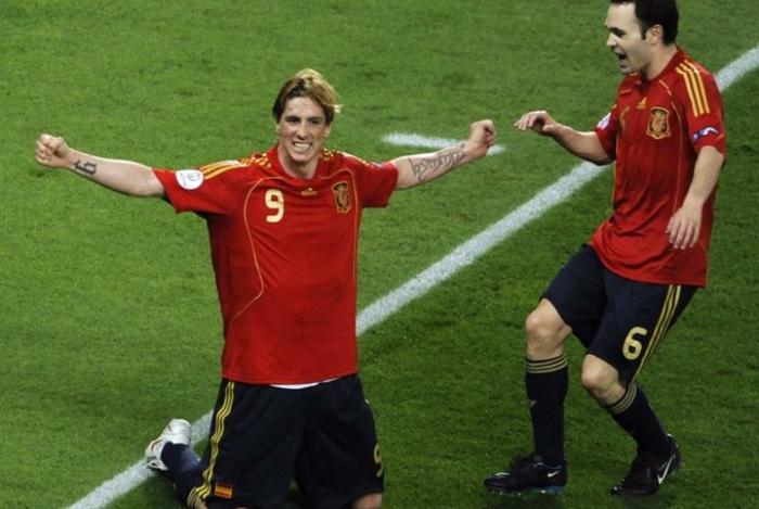 Atacante campe&atilde;o da Copa Mundo se despede do futebol