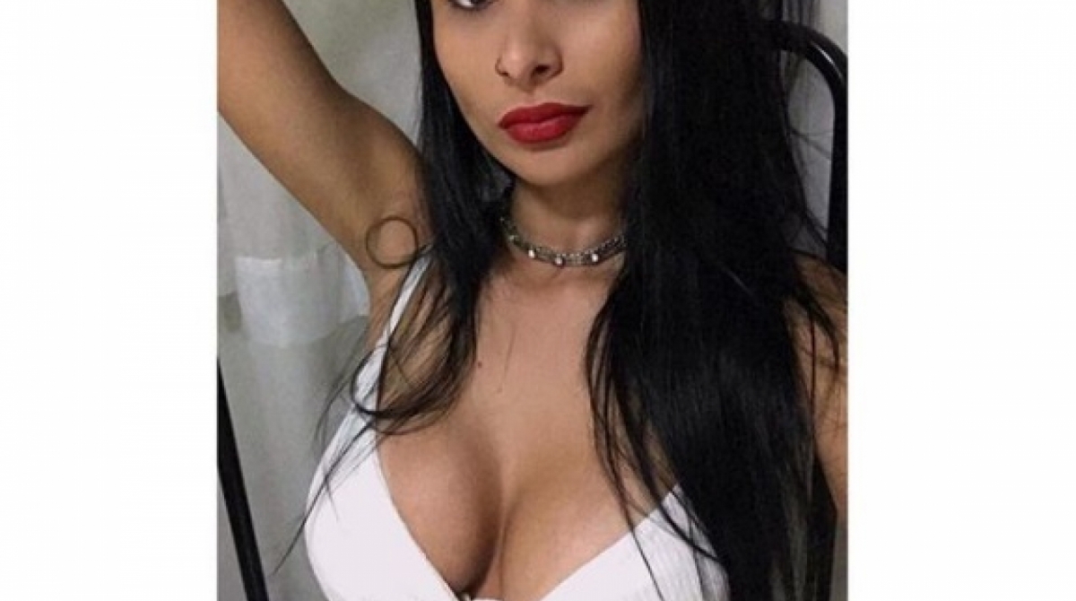 Gabriela Valadares tem 25 anos