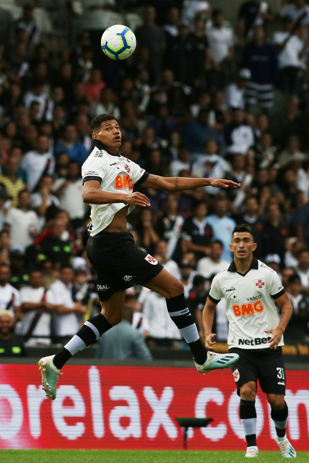 Vasco Joga Bem E Vence O São Paulo No Retorno A São Januário: 2 A 0 ...