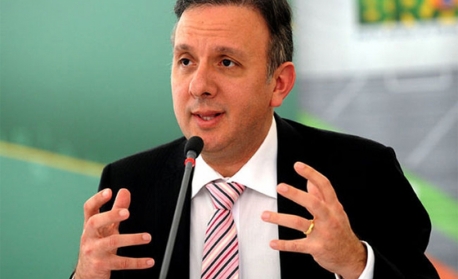 Após reunião com União Brasil, Aguinaldo diz que trabalha para votar reforma tributária esta semana