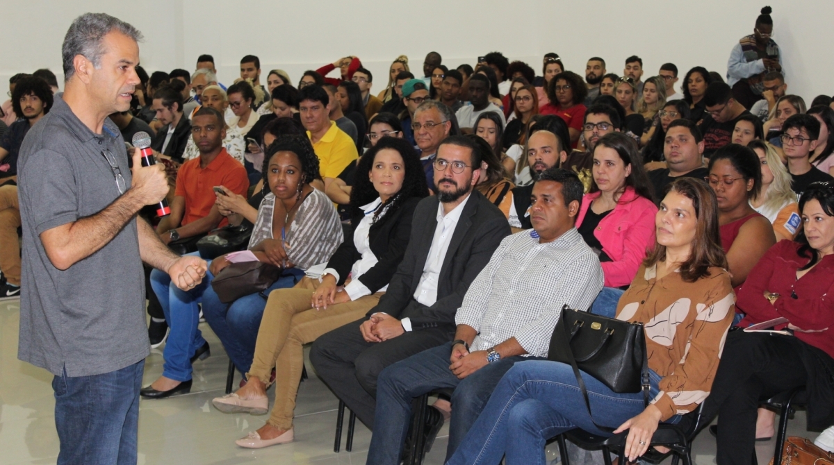 O prefeito Rogerio Lisboa afirmou que  a Escola de Governo ser&aacute; um dos legados que vai deixar para a cidade - Raphael Bittencourt/Divulga&ccedil;&atilde;o PMNI