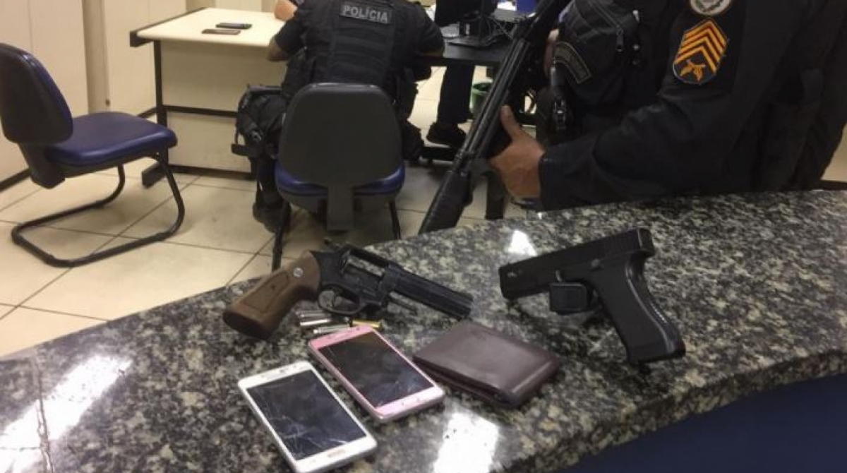 Suspeito foi baleado e quatro foram presos no bairro Pantanal, em Caxias - Divulgação