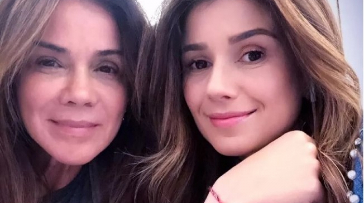Paula Fernandes surge em foto com dois meses de idade - Reprodução Instagram 