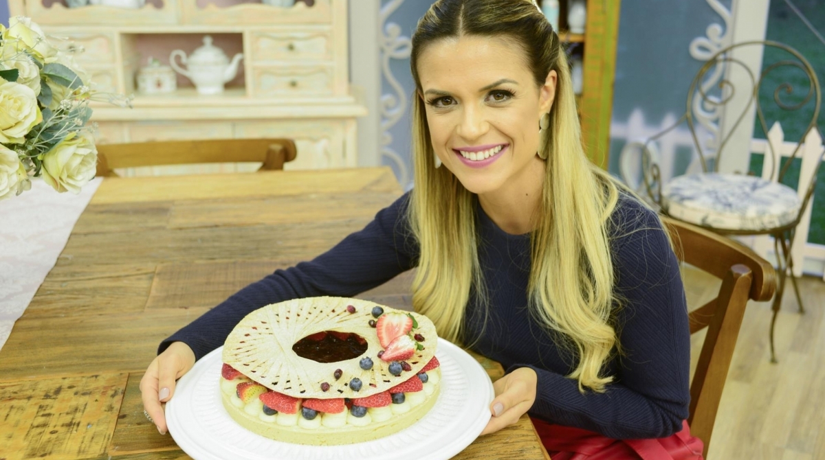 Beca Milano no Bake Off Brasil