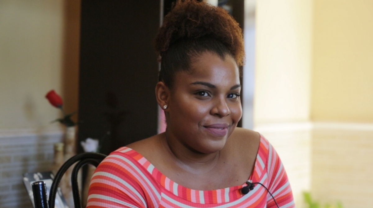 Elisabeth Vieira Lu&iacute;s sofre de ceratocone desde os 17 anos e est&aacute; muito esperan&ccedil;osa com a cirurgia 