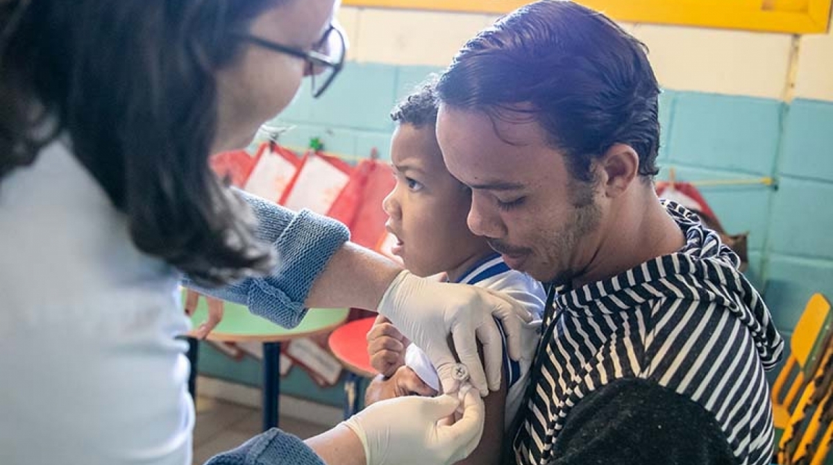 Macaé adquiriu 25 mil doses da vacina ACWY e vai imunizar os alunos de 5 a 10 anos da rede municipal contra os quatro tipos da meningite - Rui Porto Filho/Divulgação prefeitura de Macaé