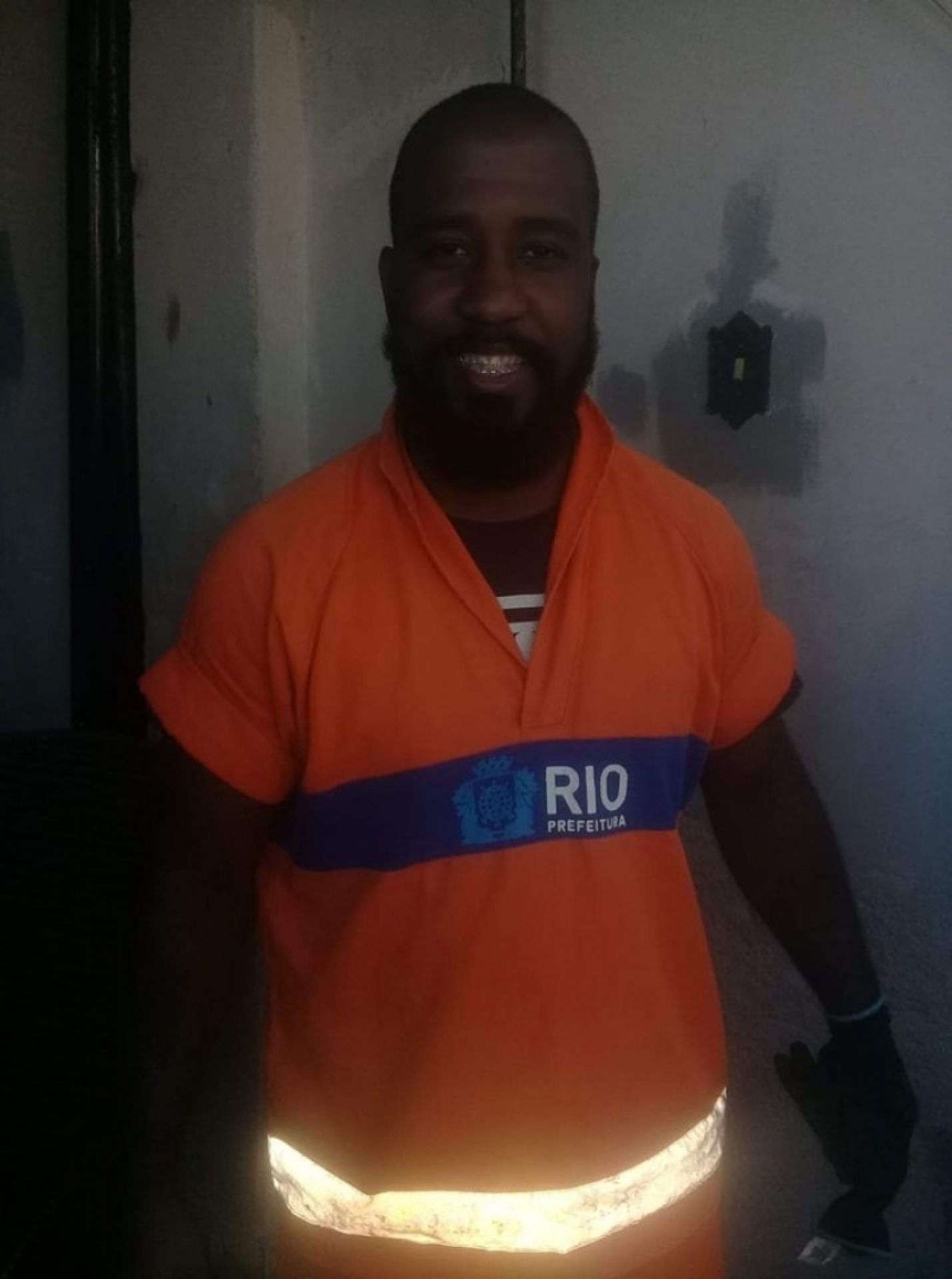 Gari Leandro de Carvalho Silva achou R$ 700 de idosa em Realengo e devolveu dinheiro, que seria usado para pagar aluguel