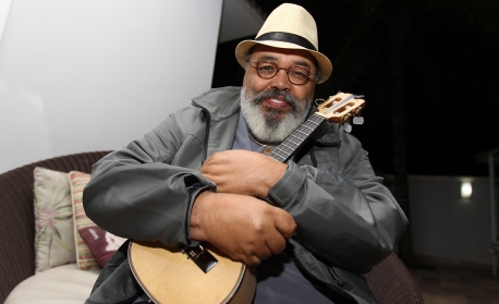 Após passar mal, Jorge Aragão é internado em hospital de São Paulo