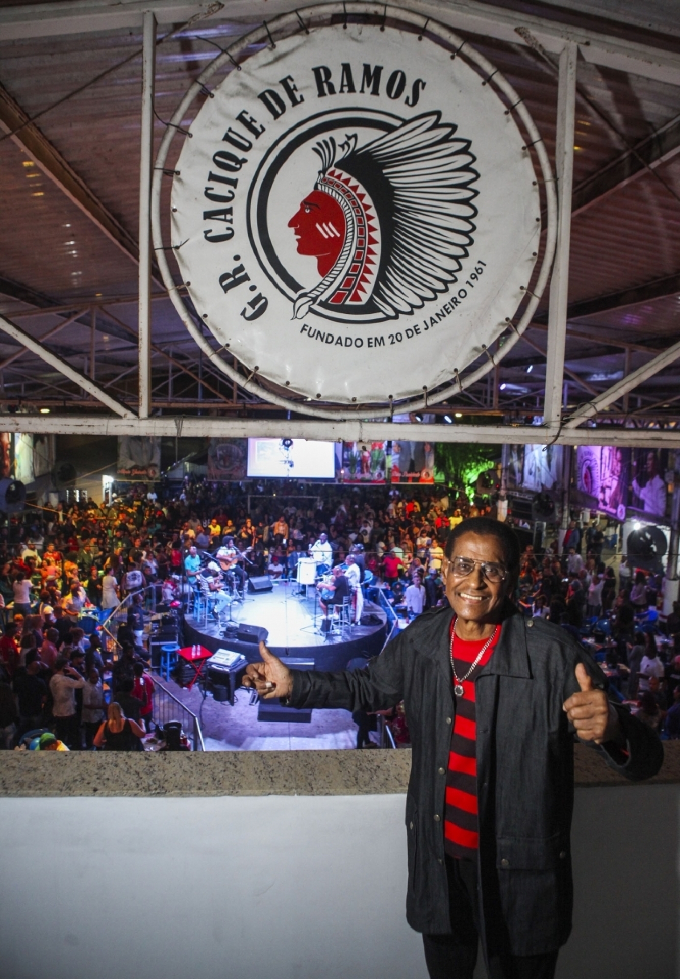 Bira Presidente na roda de samba do Cacique de Ramos, Zona Norte do Rio - Ricardo Cassiano/ Arquivo O DIA