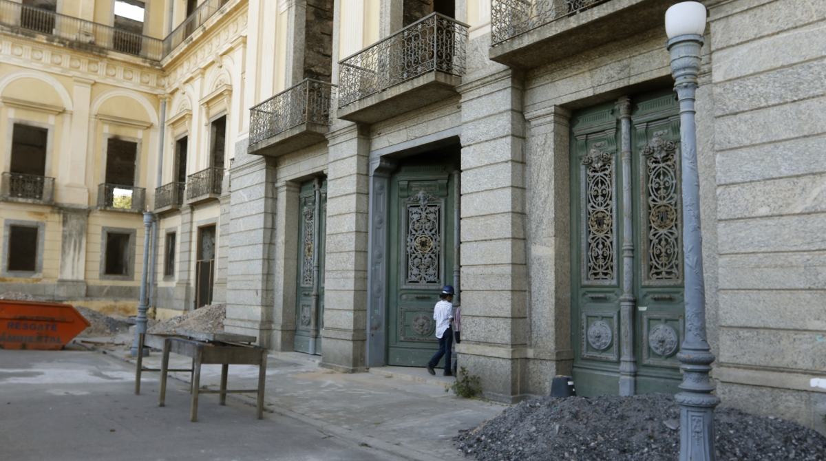 Rio de Janeiro - RJ  - 30/08/2019 - Geral - Herois da Resistencia - 1 ano apos incendio no Museu Nacional , na Quinta da Boa Vista, em Sao Cristovao, zona norte do Rio, funcionarios falam sobre suas experiencias  e expectativas para o futuro - Foto Reginaldo Pimenta / Agencia O Dia