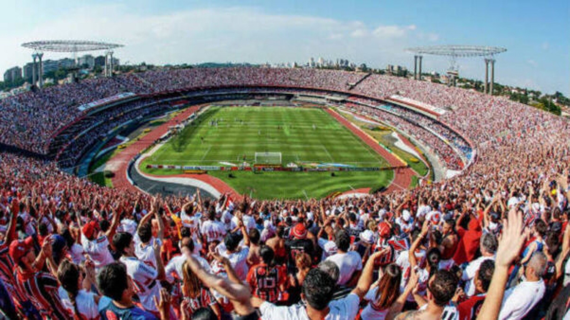 Quantos mil torcedores hoje no Morumbi?