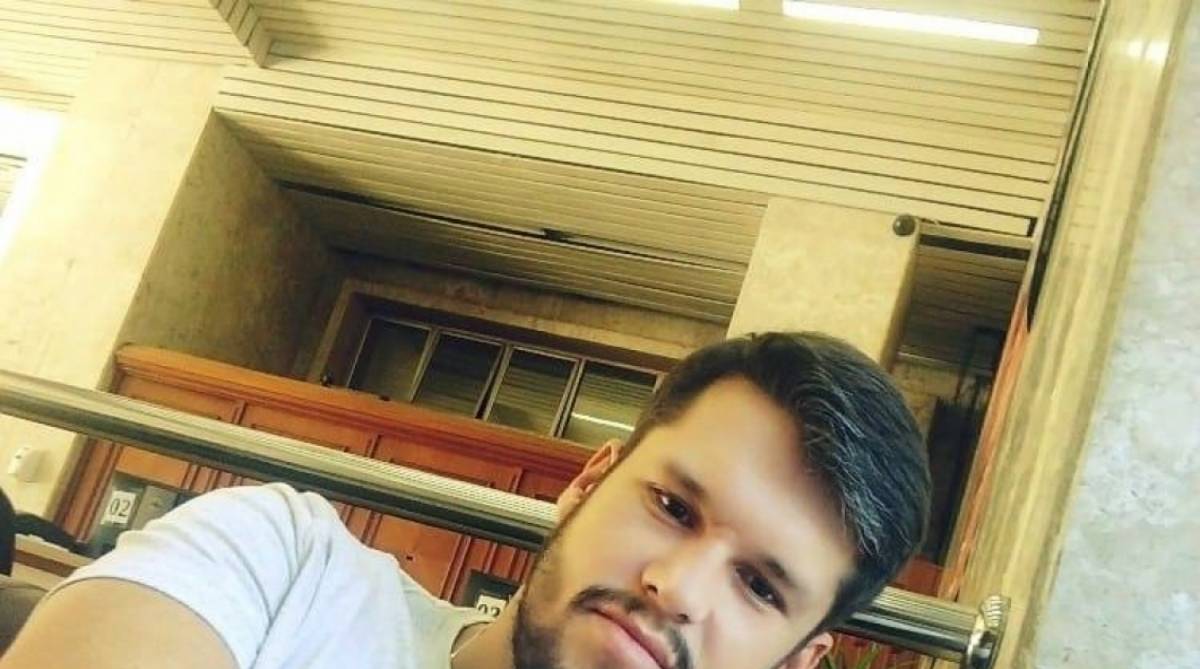 Marcos Vinícius Gouvea Gomes foi encontrado morto, quinta-feira, numa cela da 32ª DP (Taquara) - Reprodução do Facebook