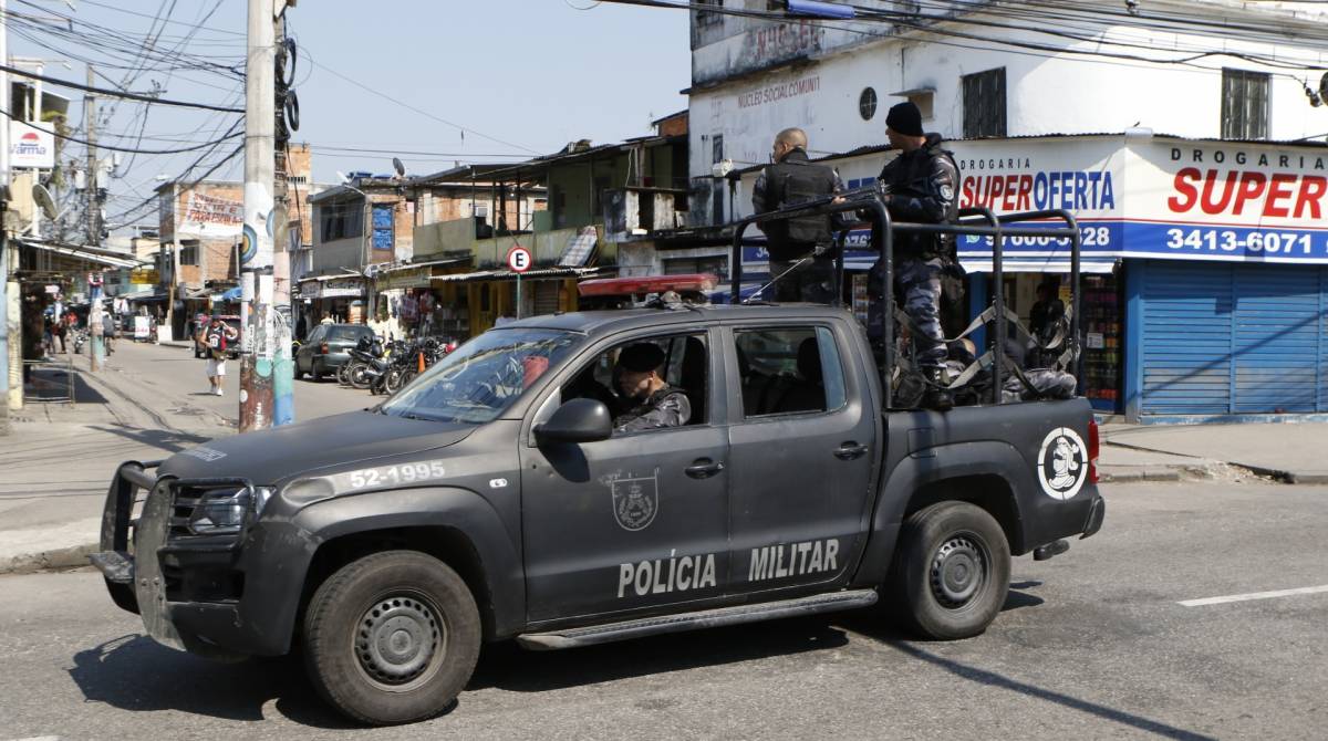 Rio de Janeiro - RJ  - 03/09/2019 - Manifesta&ccedil;ao na Cidade de Deus - Moradores da Cidade de Deus, fizeram manifesta&ccedil;ao na manha de hoje na Avenida Edgard Werneck, zona oeste do Rio -  foto foto: Reginaldo Pimenta / Agencia O Dia