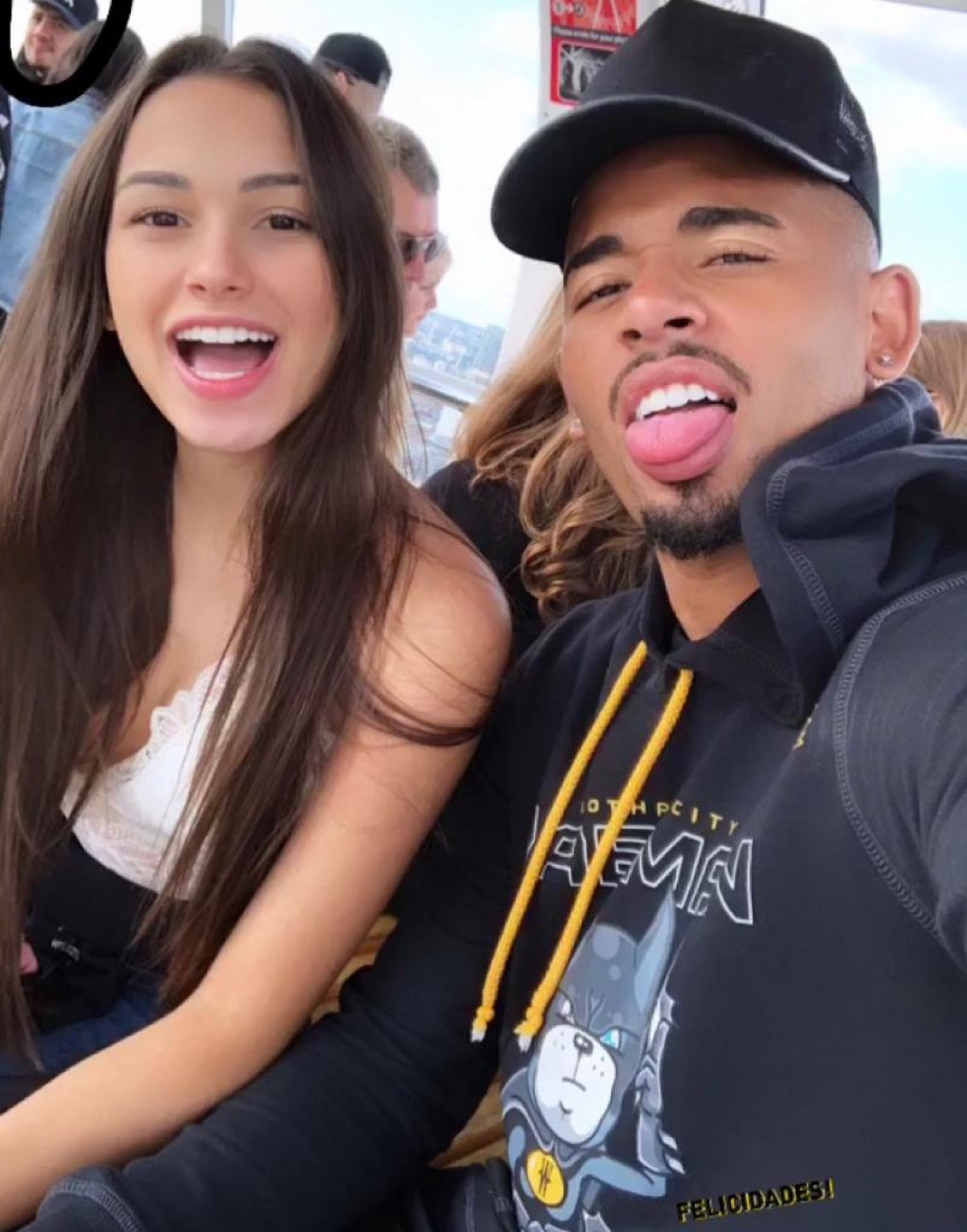 Gabriel Jesus e Fernanda Queiroz - Reprodução de internet