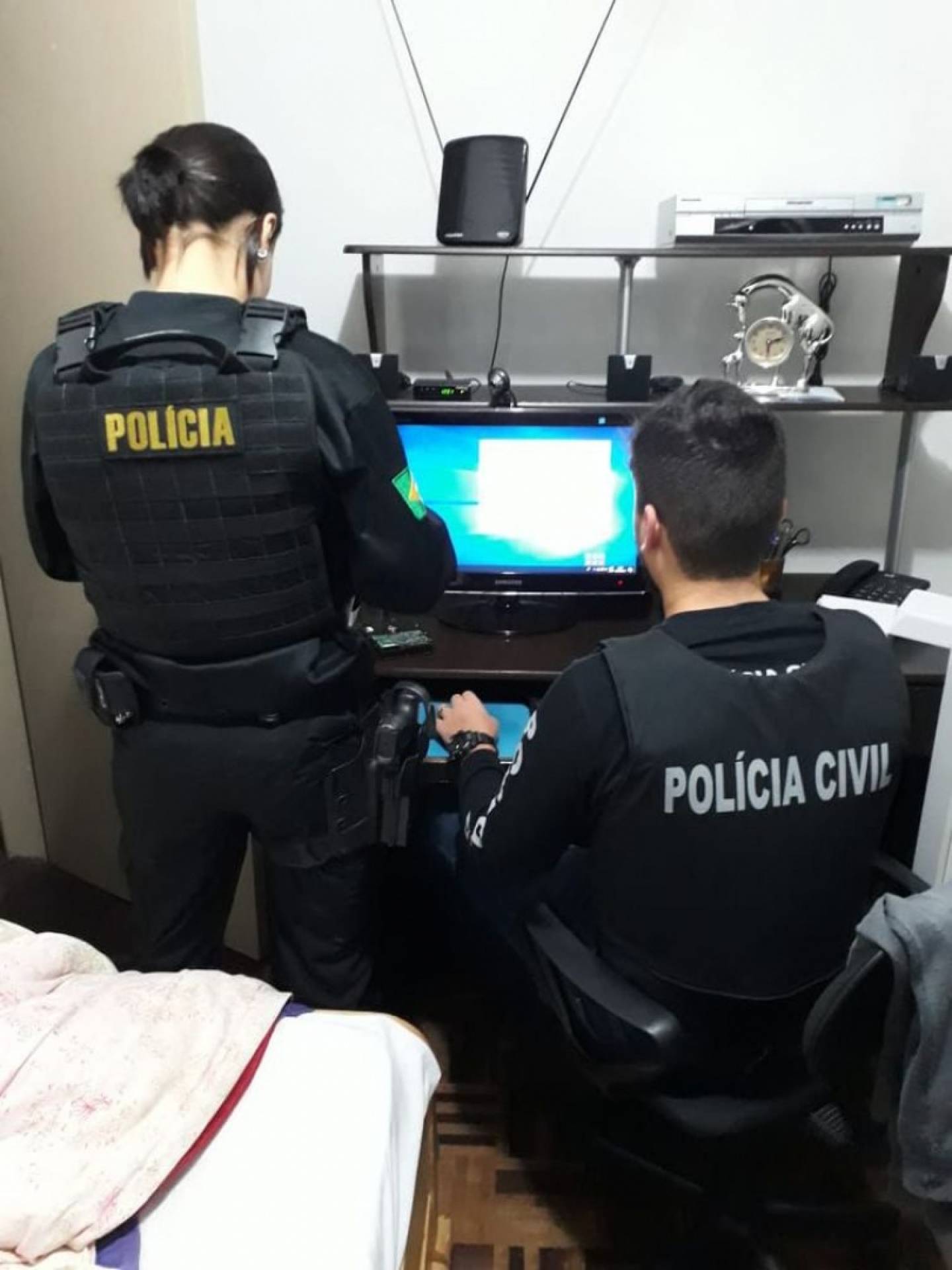 Policiais federais cumprem 105 mandados de busca e apreensão relacionados aos crimes de exploração sexual infantil - Divulgação/Ministério da Justiça e Segurança Pública