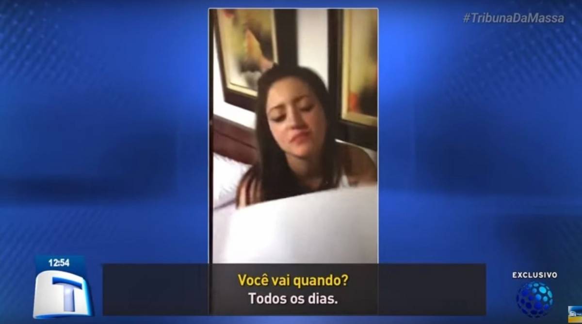 Foto inédita mostra Allana Brittes abraçada com Daniel no elevador do prédio do atleta