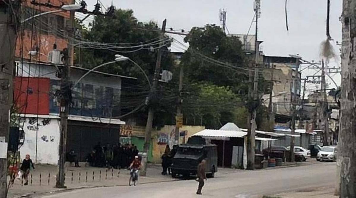 Operação acontece desde o fim da madrugada