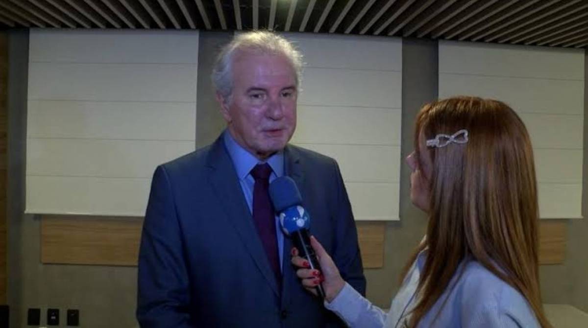 Celso Freitas é esquecido em evento de aniversário do 'Jornal Nacional' - Reprodução / TV Fama