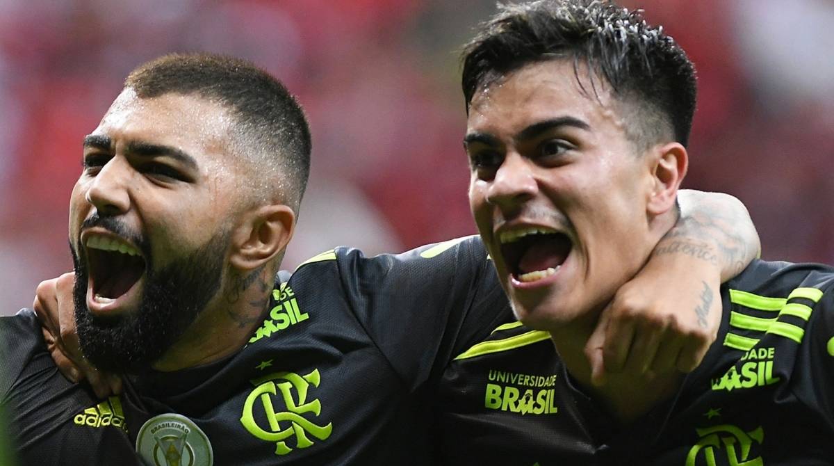 Comparado a Kaká no Flamengo, Reinier ganha recado do ídolo: 'Sucesso para  você' - Flamengo - Extra Online