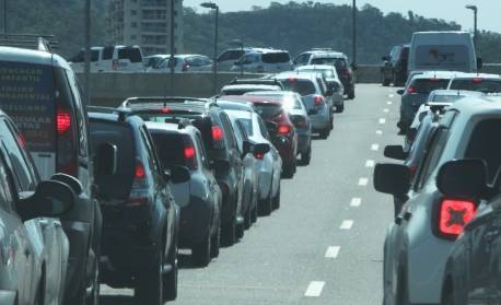 Principais vias do Rio têm expectativa de grande movimentação de veículos no Natal