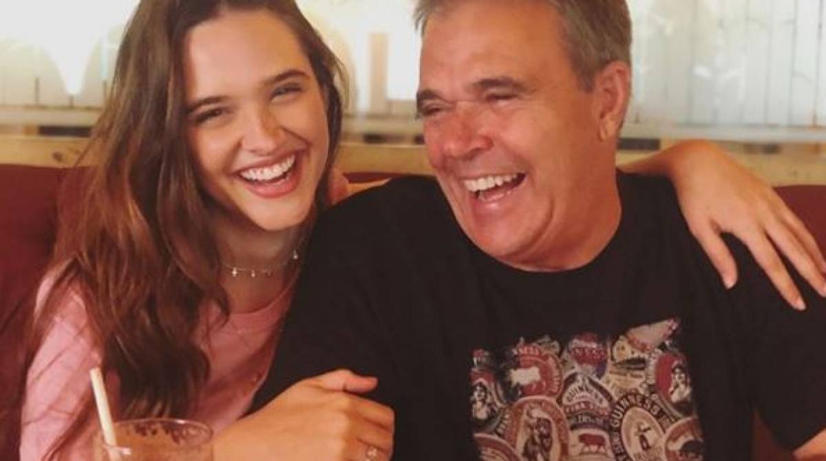 Pai da atriz sofreu um infarto aos 64 anos