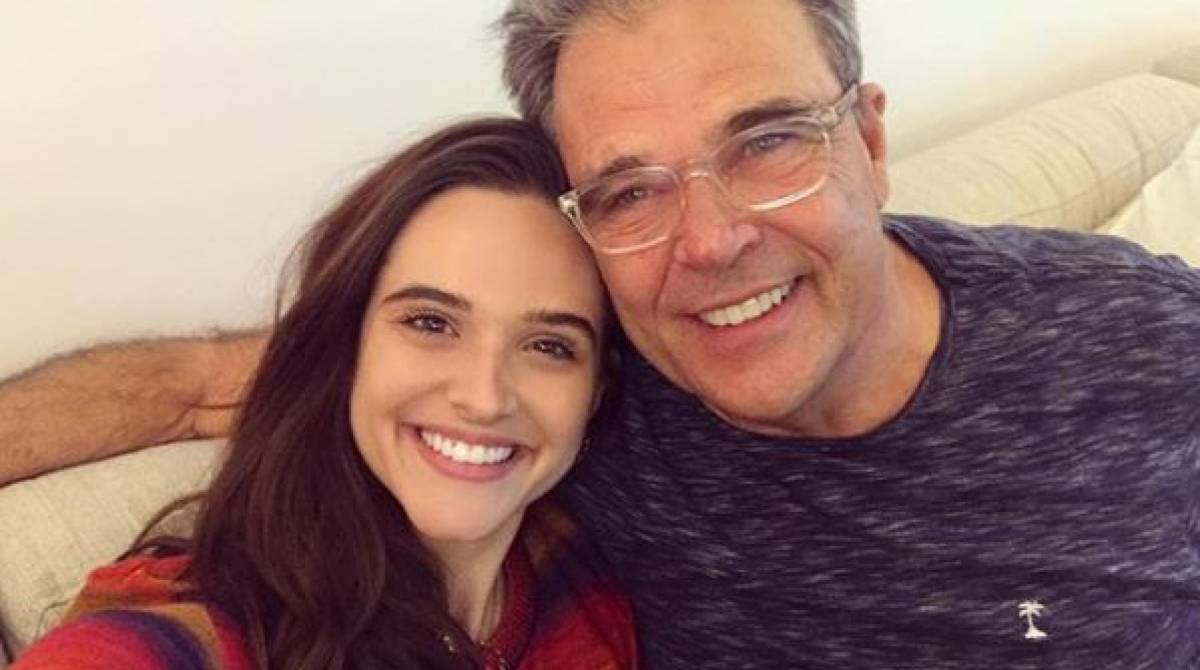 Pai da atriz sofreu um infarto aos 64 anos - Reprodução/Instagram