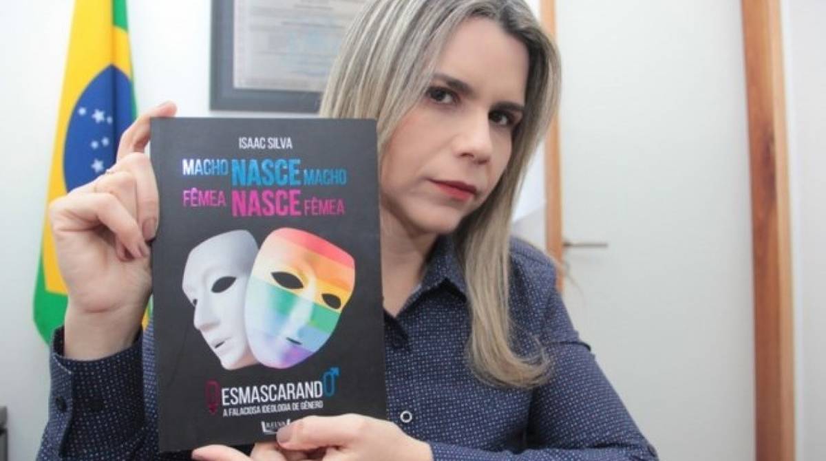 Deputada Clarissa Tércio (PSC-PE) defende que o livro é para o público cristão - Divulgação