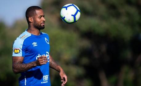 Fluminense também teria interesse na contratação de Dedé, ex-Vasco