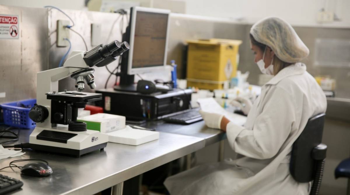 O hospital conta agora com um novo equipamento de exames laboratoriais
