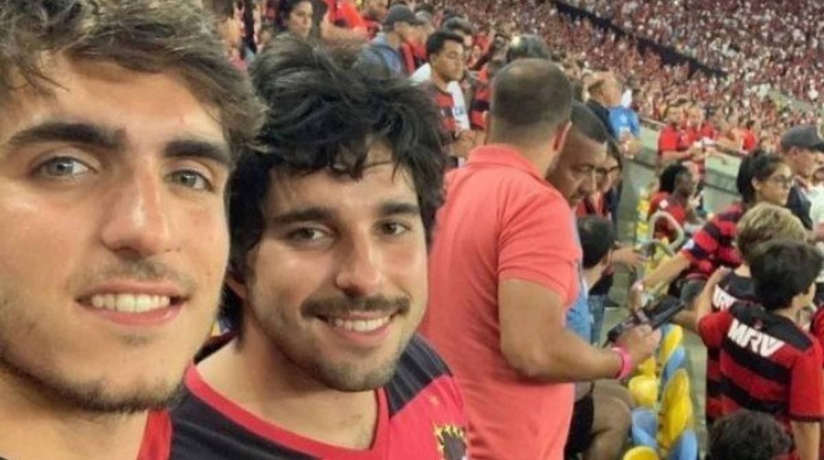 João Mader Bellotto, de 24 anos, e Antônio, de 22, posam juntos em foto rara publicada em rede social

 - Reprodução/Instagram/@joaomader