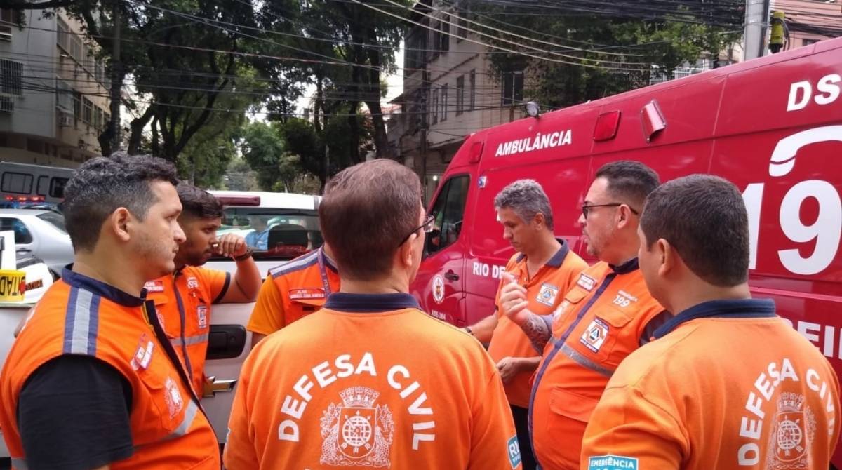 Defesa Civil atua no local - Divulgação