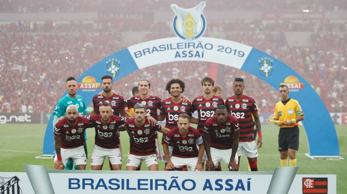 Flamengo lidera o Brasileiro com folga - Gilvan de Souza / Agencia O Dia
