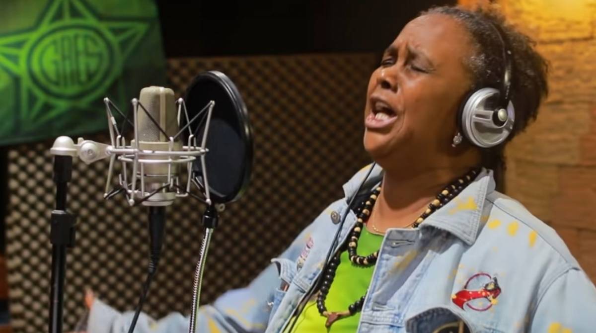 Sandra de SÃ¡ no clipe do samba 2020 da Mocidade Independente de Padre Miguel