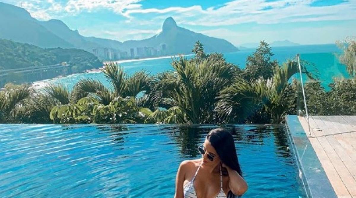 Nath&aacute;lia F&eacute;lix, nova namorada de Douglas Costa