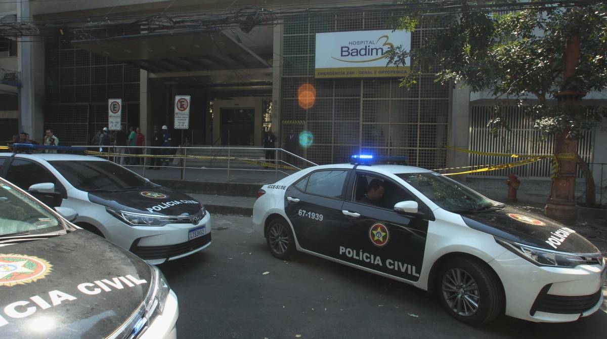 Per&iacute;cias continuam a ser realizadas no Hospital Badim, no Maracan&atilde;, regi&atilde;o da grande tijuca.              Estefan Radovicz / Ag&ecirc;ncia O Dia                 CIDADE,RIO,INC&Ecirc;NDIO,HOSPITAL,MORTES
      Byline