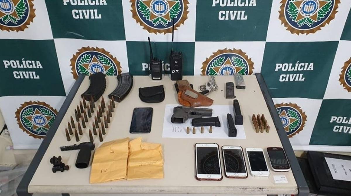 Material apreendido na ação