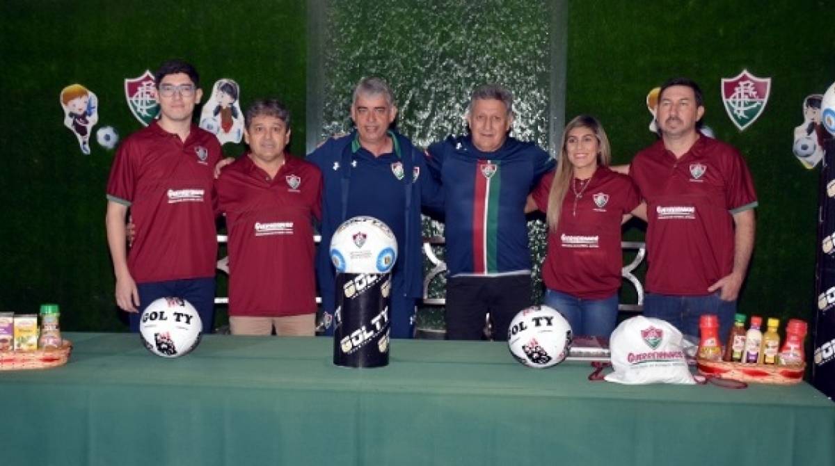 Fluminense inaugura escolinha  - Reprodução