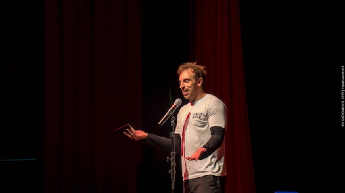 Léo Lins faz piada sobre Bolsonaro em show na cidade que censurou Gustavo Mendes - Divulgação