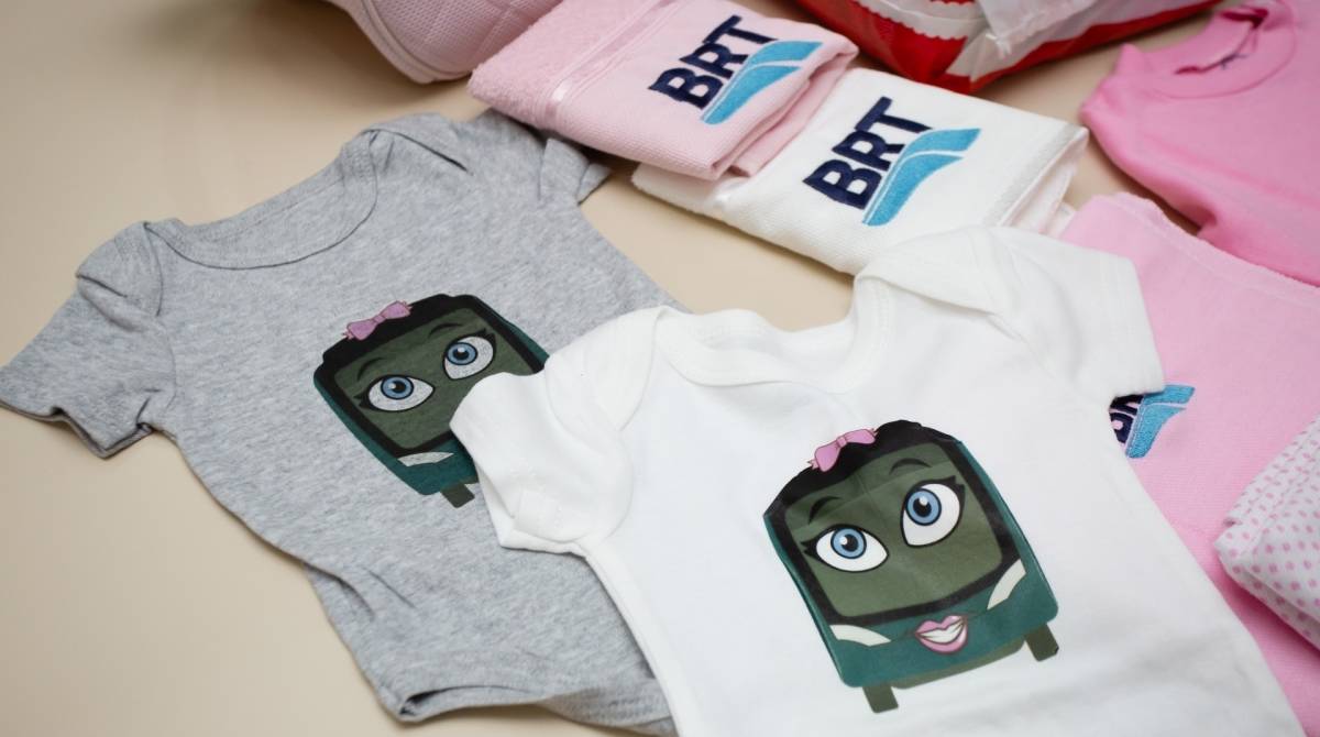 Equipe do BRT auxilia parto em estação