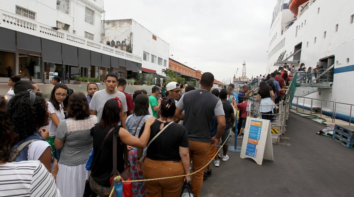 Rio de Janeiro - 21/09/2019 - O Logos Hope, a maior livraria flutuante do mundo, atracou na Zona Portuária do Rio de Janeiro nesta quinta-feira. Foto: Luciano Belford/Agencia O Dia