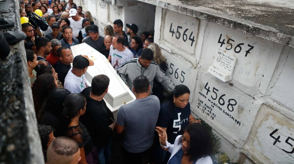 Rio, 22/09/2019, Enterro da menina Agatha no Cemiterio de Inhauma zona norte do Rio, foto de Gilvan de Souza / Agencia O Dia