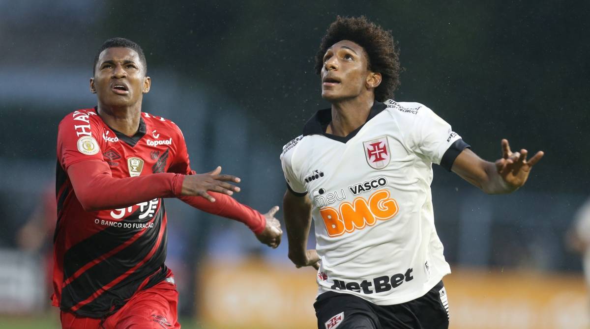 Partida entre Vasco x Athletico Paranaense, valida pela 20a rodada do Campeonato Brasileiro, estadio de Sao Januario, Rio de Janeiro-RJ, Domingo (22). Na foto Talles Magno. Foto: Daniel Castelo Branco - Agencia O Dia - Daniel Castelo Branco