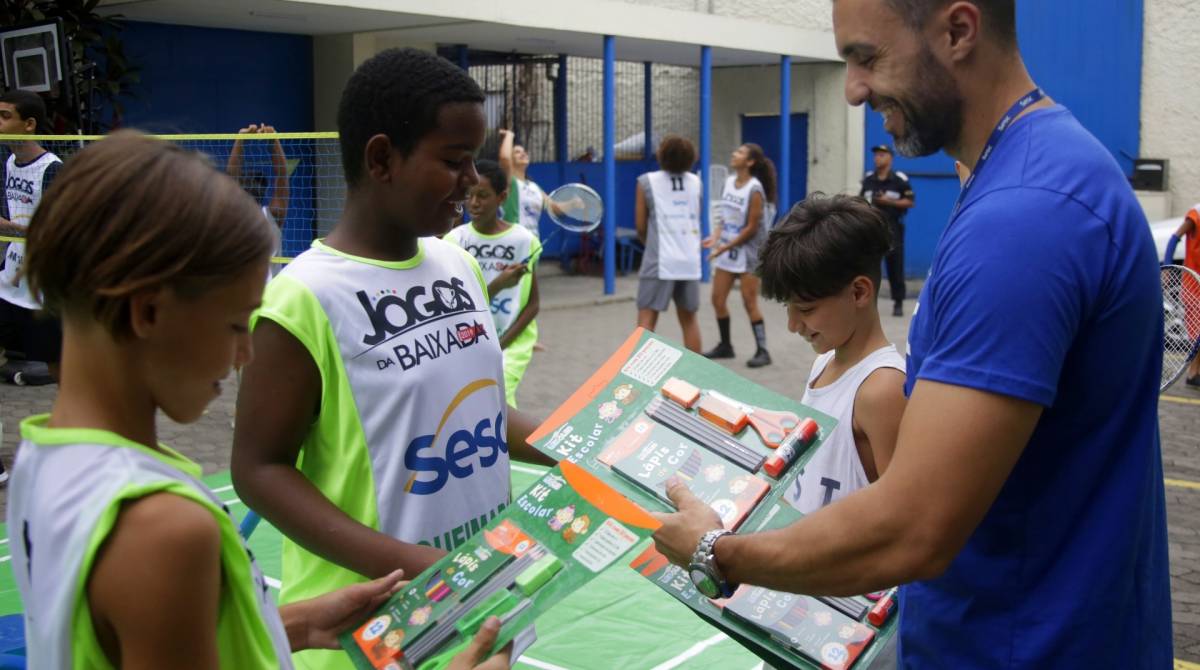 Rio,21/09/2019 - SÃ£o JoÃ£o de Meriti. Baixada. Comercial. XXII Jogos da Baixada. Entrega de Kit Escolar .Foto: Fernanda Dias / AgÃªncia O Dia. - Fernanda Dias