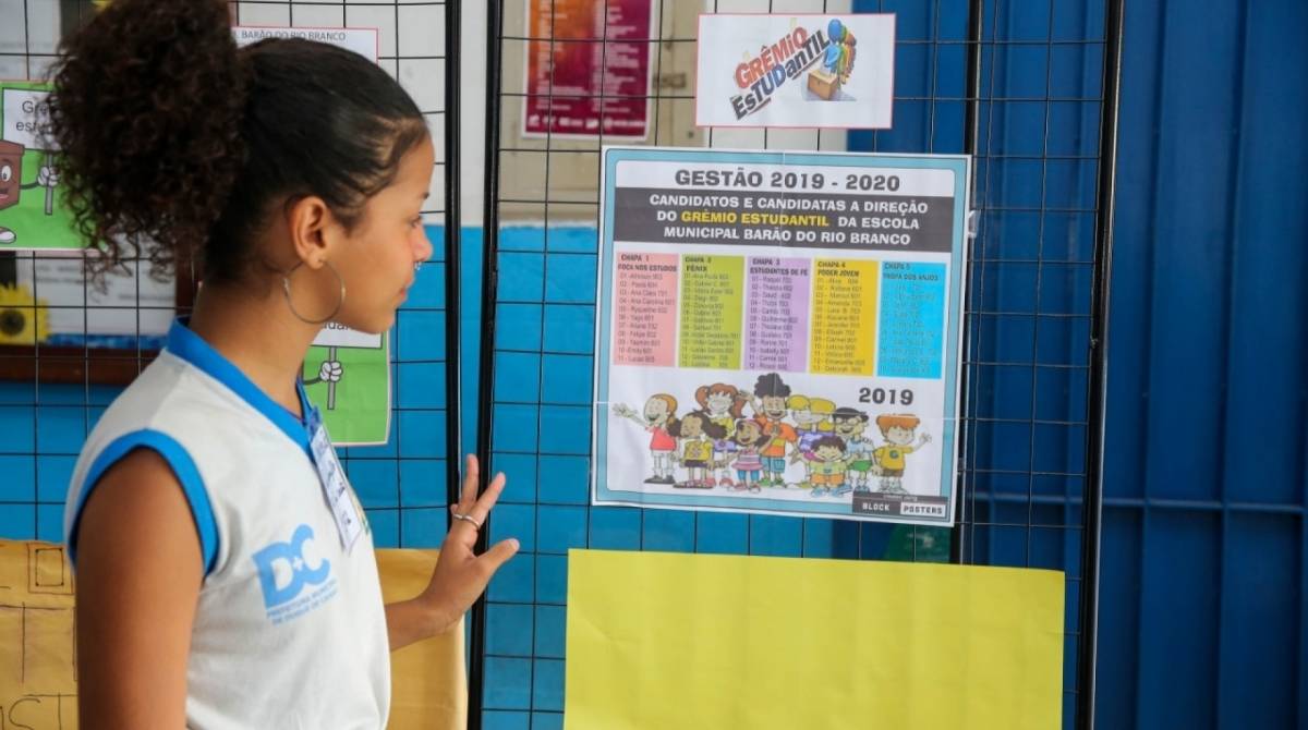 Integrante da comissão eleitoral, Ludmila da Costa lembrou que é importante que a chapa vencedora cumpra as promessas de campanha 