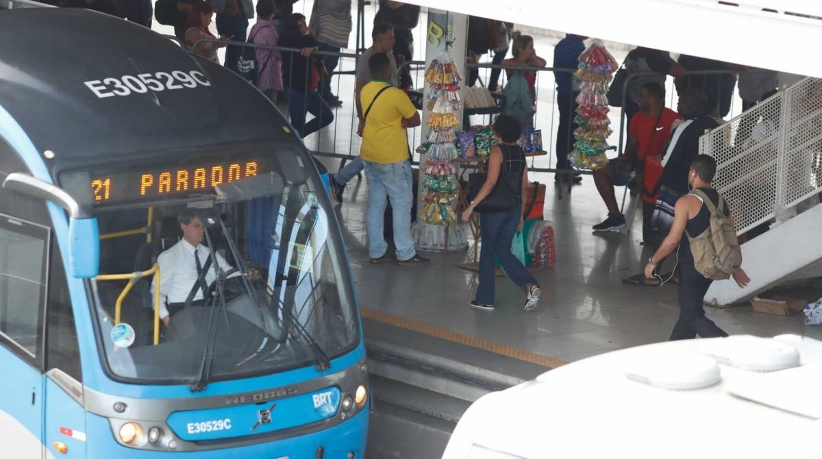 Terminal Jardim Oce&acirc;nico - Gilvan de Souza / Ag&ecirc;ncia O Dia