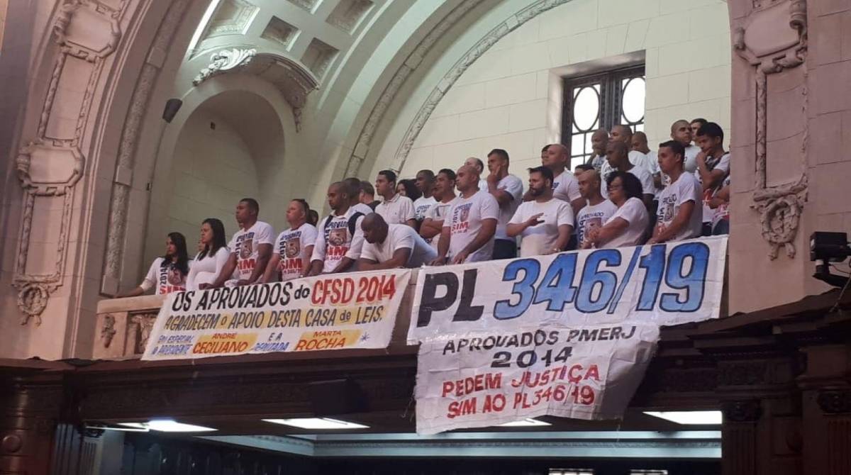 Candidatos têm marcado presença na Alerj para pedir apoio dos deputados da casa - Divulgação