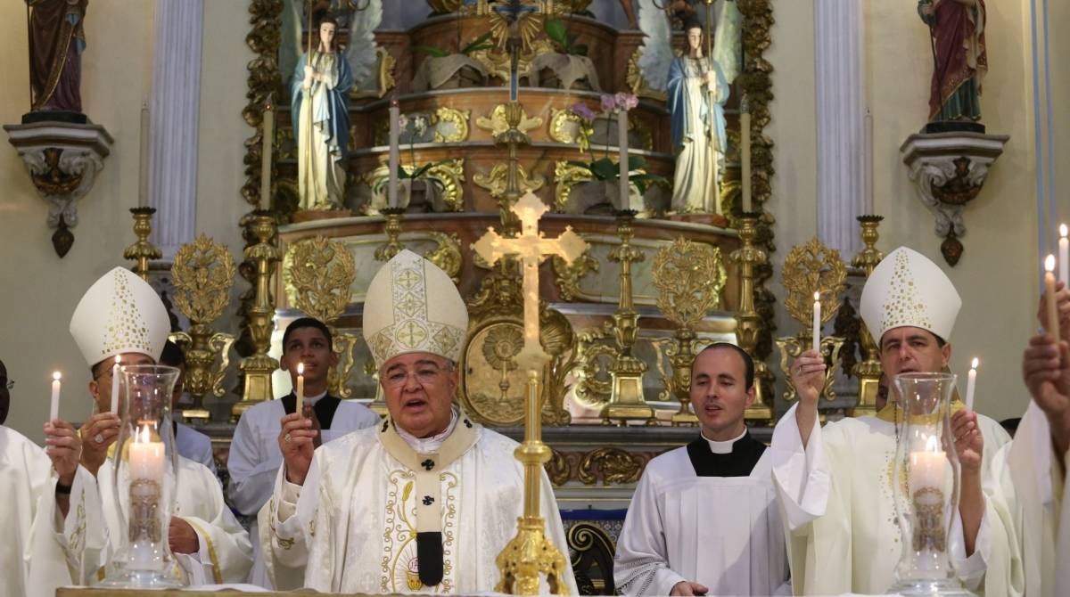 Missa da Paz na Igreja da Penha foi realizada por Cardeal Orani Jo&atilde;o Tempesta
