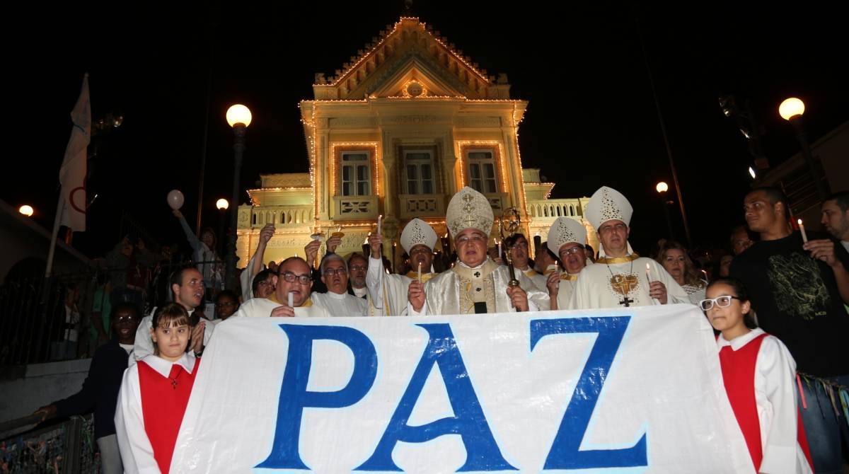 Missa da Paz na Igreja da Penha foi realizada por Cardeal Orani Jo&atilde;o Tempesta