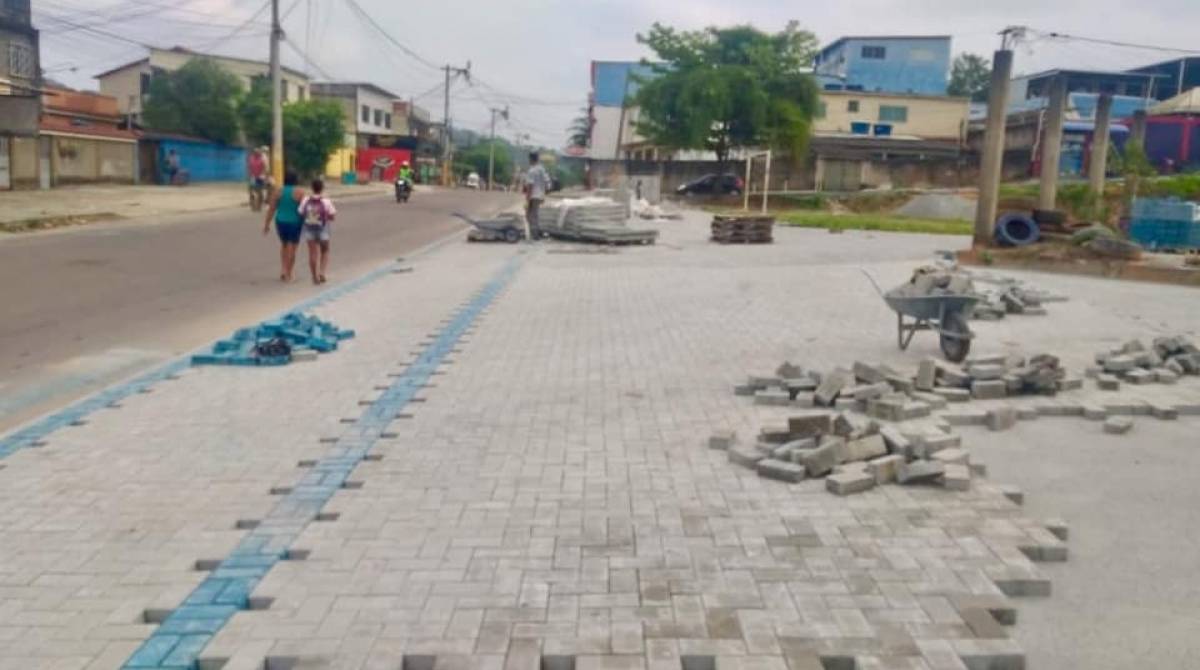 A Prefeitura está construindo uma praça na Rua Paulo Torres Quintanilha, antiga Rua 30 - Leonardo Pereira/Divulgação SMO